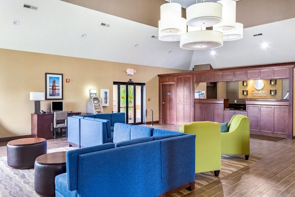 Comfort Inn & Suites Cincinnati Eastgate מראה חיצוני תמונה