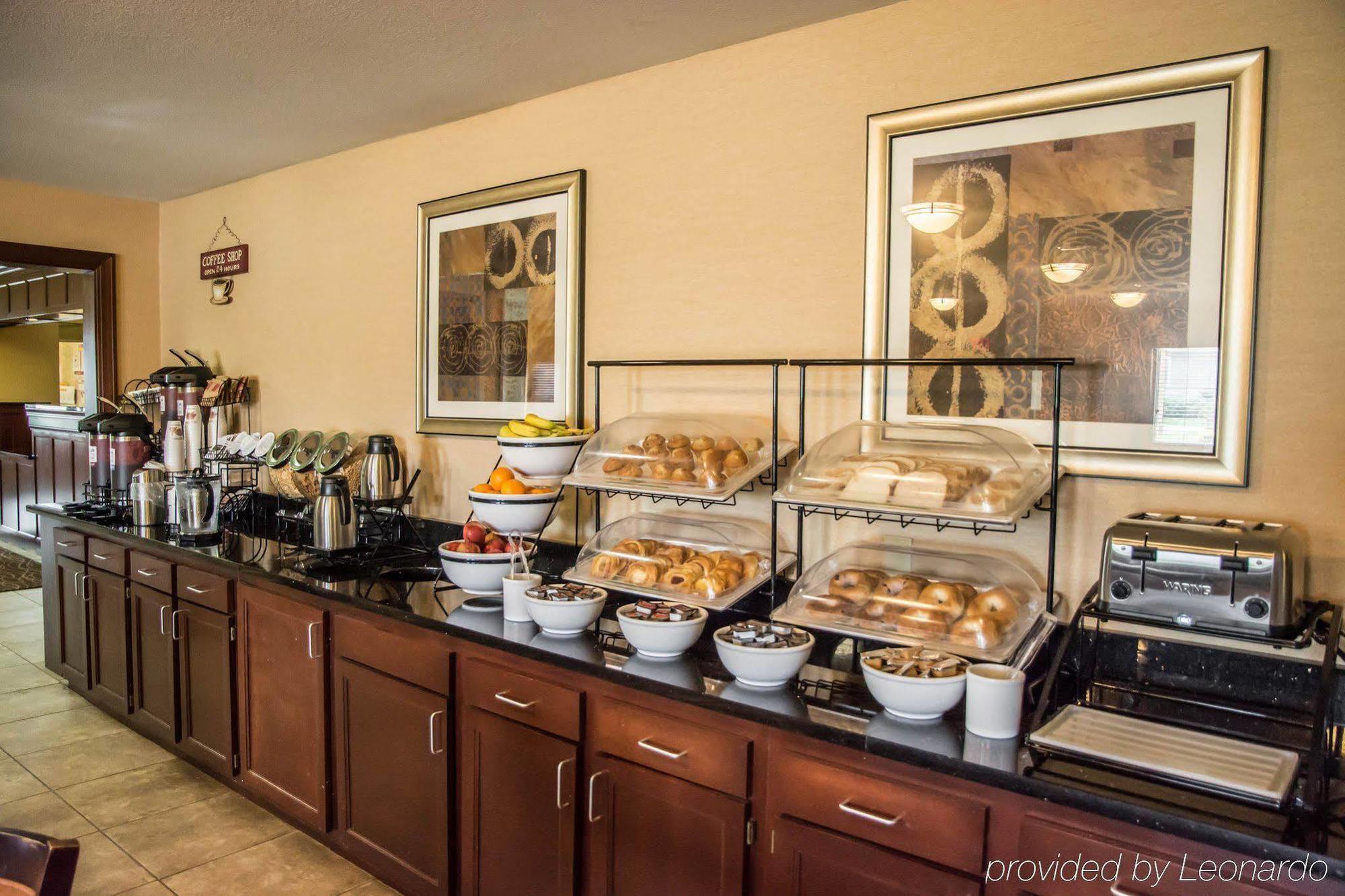 Comfort Inn & Suites Cincinnati Eastgate מראה חיצוני תמונה