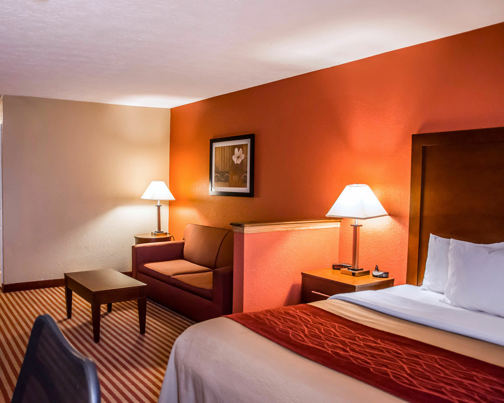 Comfort Inn & Suites Cincinnati Eastgate מראה חיצוני תמונה